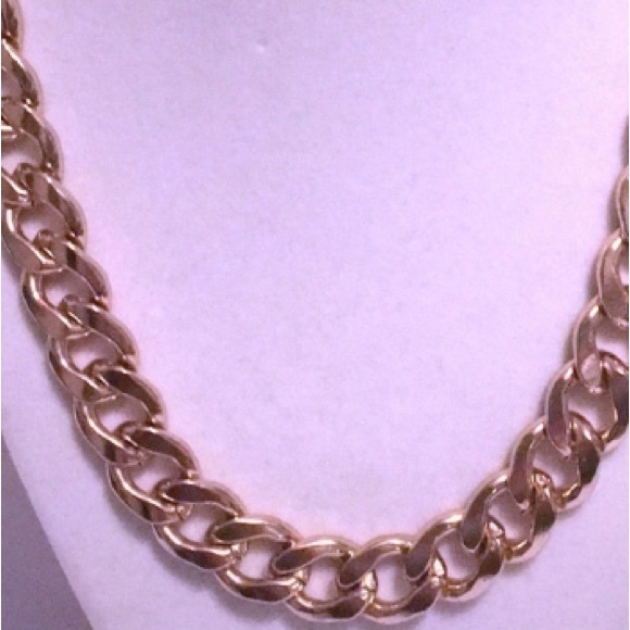 Gold Plated Chain Link Necklace - Picture 3 of 4